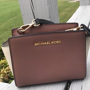Mk Mini Selma Crossbody